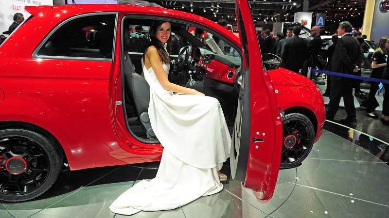 Illustration for article titled The Lovely Booth Professionals Of The 2012 Paris Motor Show